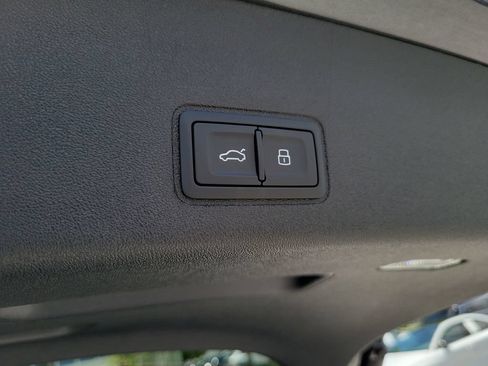 New 2026 Audi Q3 quattro 2.0T AWD/4WD image 31
