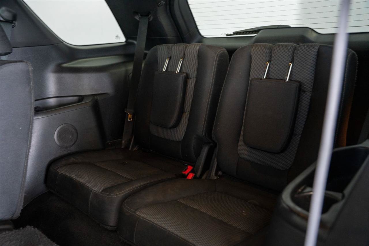 Used 2016 Ford Explorer XLT w/ Equipment Group 201A FWD image 15