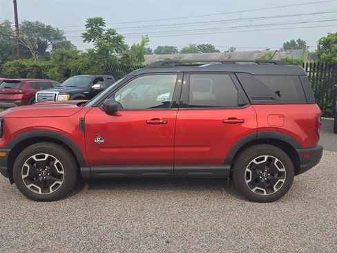 Certified 2024 Ford Bronco Sport Outer Banks w/ Tech Package AWD/4WD image 3