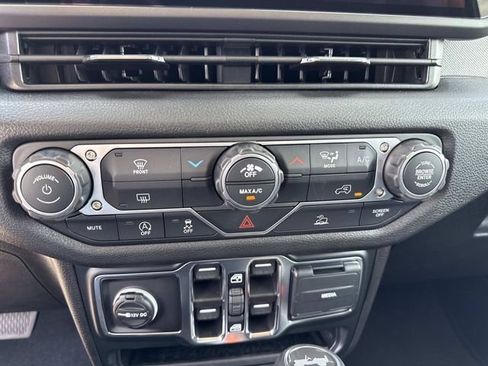 New 2026 Jeep Wrangler Unlimited Sport AWD/4WD image 25