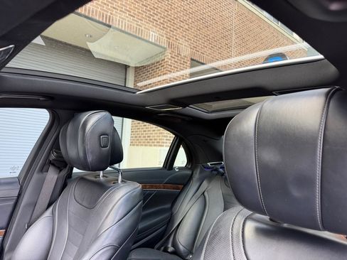 Used 2014 Mercedes-Benz S 550 Sedan image 15
