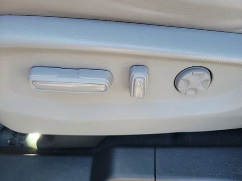Certified 2024 Honda Odyssey EX-L image 17