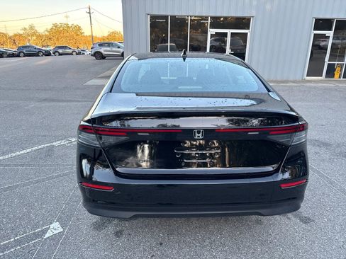 Used 2025 Honda Accord LX image 8