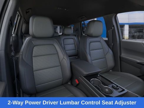 New 2026 Chevrolet Equinox LT w/ Convenience Package II FWD image 17