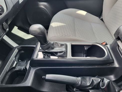 Used 2022 Toyota Tacoma SR image 17