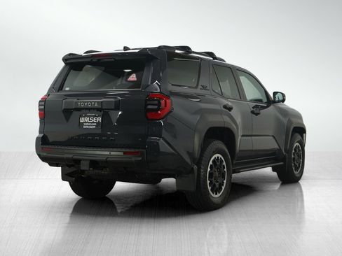 Used 2025 Toyota 4Runner TRD Off-Road Premium image 5