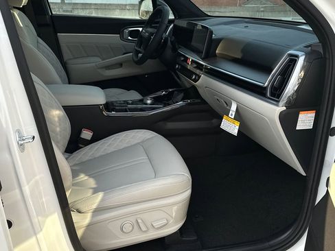 New 2026 Kia Sorento SX Prestige image 12