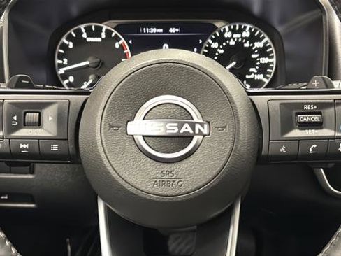 Used 2023 Nissan Rogue SV w/ SV Premium B Package AWD/4WD image 16