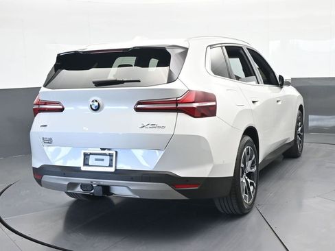 Used 2025 BMW X3 xDrive30i w/ M Sport Package image 5