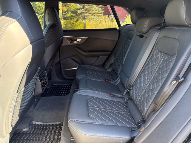 Used 2024 Audi SQ8 Prestige w/ Prestige Package AWD/4WD image 44