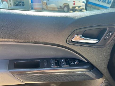 Used 2019 Chevrolet Colorado Z71 image 31