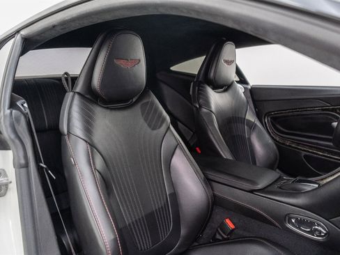 Used 2018 Aston Martin DB11 V12 image 47