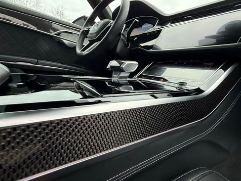 Used 2023 Audi S8 w/ S8 Executive Package image 20