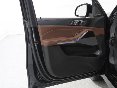 Certified 2023 BMW X5 xDrive45e w/ Executive Package image 5