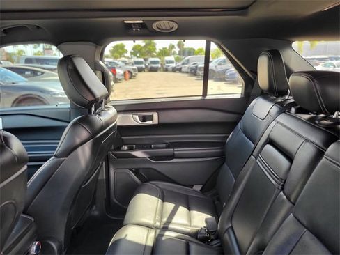 Certified 2020 Ford Explorer ST w/ ST Street Pack image 9