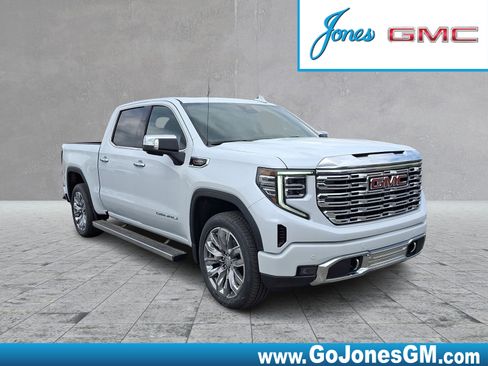 New 2026 GMC Sierra 1500 Denali w/ Denali Reserve Package AWD/4WD image 1