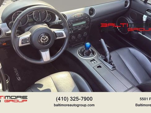 Used 2008 MAZDA MX-5 Miata Grand Touring w/ Premium Pkg image 16