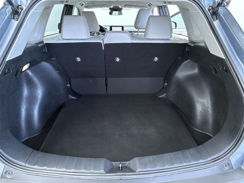 Used 2023 Toyota Corolla Cross LE image 38