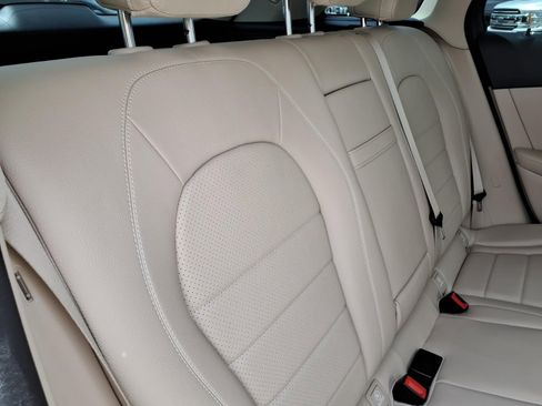 Used 2021 Mercedes-Benz GLC 300 image 15