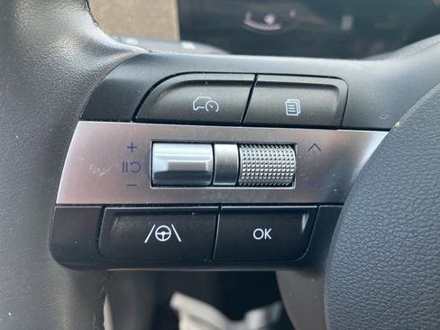 Used 2024 Hyundai Kona SEL AWD/4WD image 17