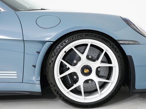 Used 2024 Porsche 911 GT3 RS RWD image 16