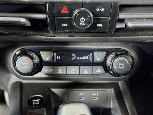 New 2026 Nissan Kicks SV image 13