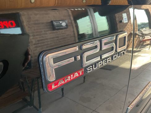 Used 2004 Ford F250 Lariat image 40