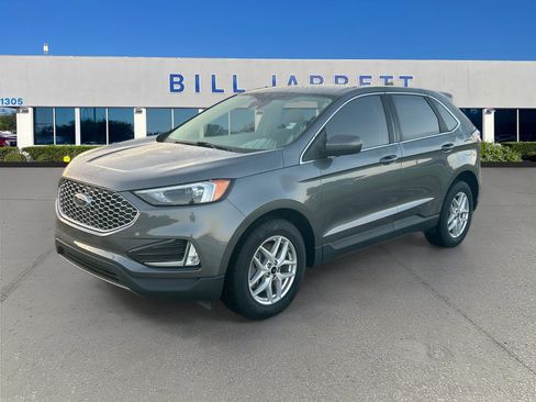 Certified 2024 Ford Edge SEL w/ Convenience Package AWD/4WD image 3
