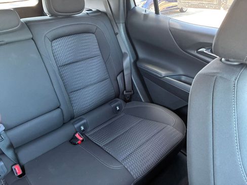 Used 2025 Chevrolet Equinox LT image 33