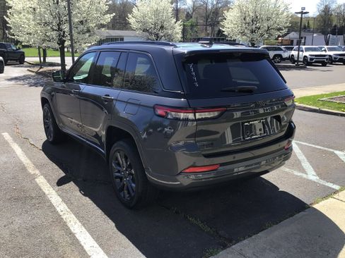 New 2026 Jeep Grand Cherokee Limited AWD/4WD image 5