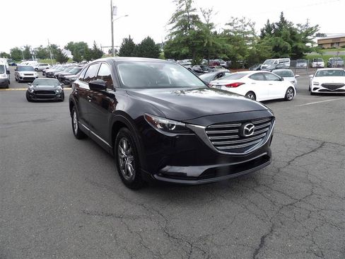 Used 2017 MAZDA CX-9 Touring image 2