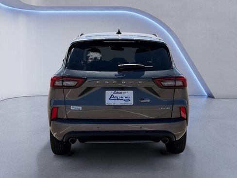 Used 2023 Ford Escape ST-Line Select w/ Tech Pack #1 AWD/4WD image 4