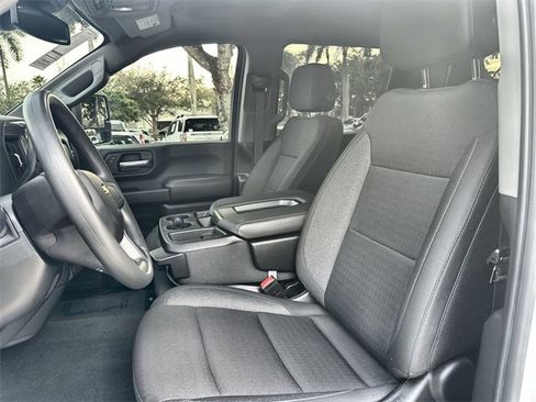 Used 2025 Chevrolet Silverado 2500 Custom w/ Custom Value Package image 13