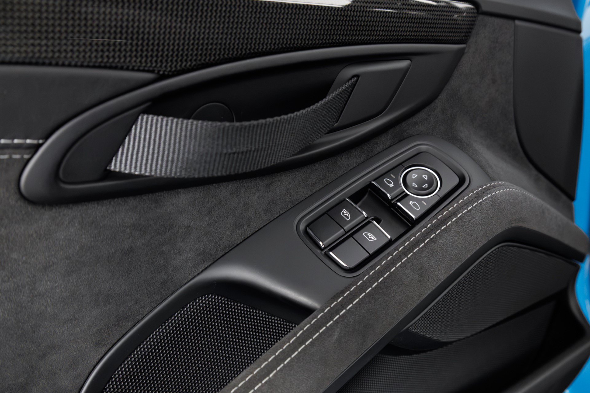 Used 2019 Porsche 911 GT2 RS RWD image 33