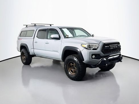Used 2021 Toyota Tacoma TRD Off-Road image 7