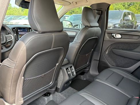 New 2025 Volvo XC40 B5 Ultra w/ Protection Package image 20