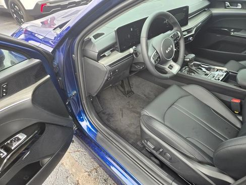 New 2026 Kia K5 EX image 4