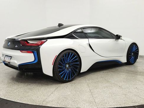 Used 2015 BMW i8 AWD/4WD image 11