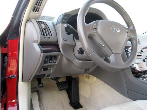 Used 2011 INFINITI G37 x Coupe w/ Premium Pkg image 19