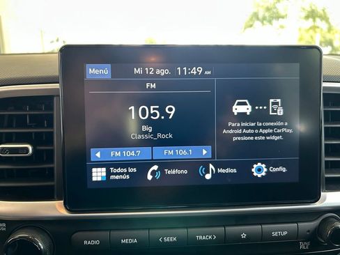 Used 2026 Hyundai Venue SEL FWD image 8