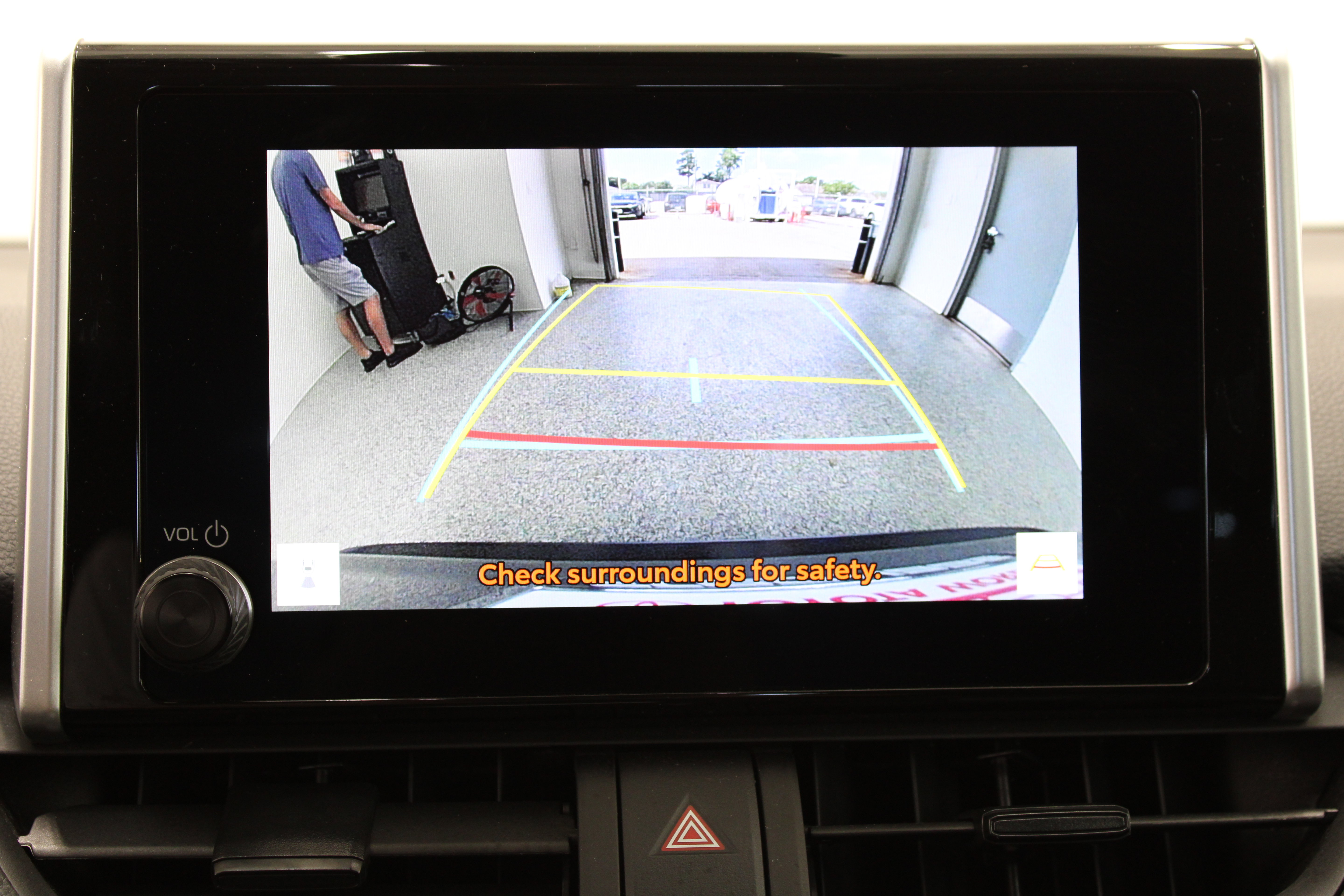 Used 2025 Toyota RAV4 XLE FWD image 21