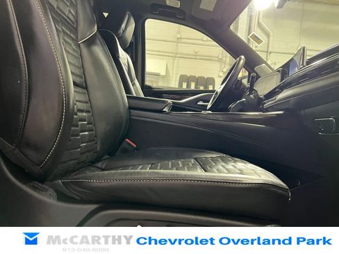 Used 2023 Cadillac Escalade Sport Platinum AWD/4WD image 36