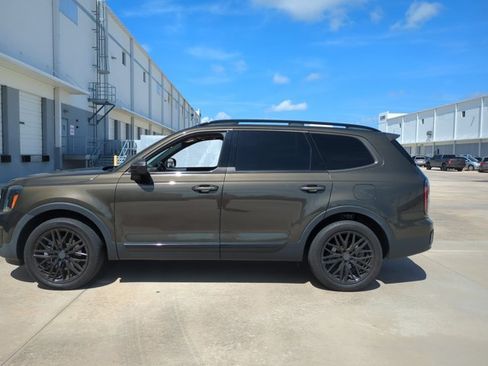 Used 2024 Kia Telluride EX X-Line AWD/4WD image 8