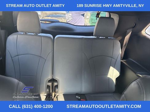 Used 2024 Buick Enclave Essence w/ Experience Buick Package image 18