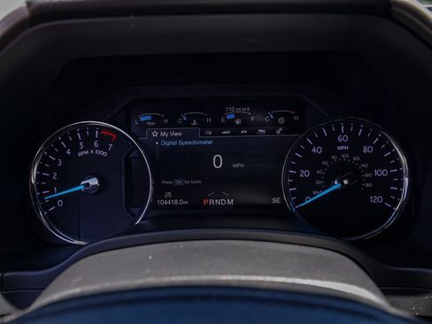 Used 2019 Ford Expedition XLT w/ Equipment Group 202A AWD/4WD image 28