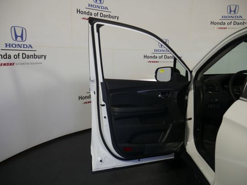 New 2026 Honda Ridgeline RTL image 14