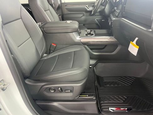 New 2026 Chevrolet Silverado 2500 LTZ w/ Trail Boss Package AWD/4WD image 20