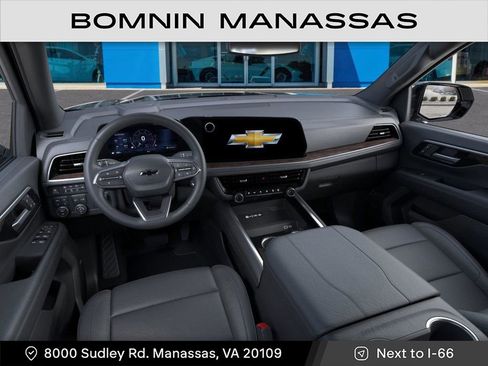 New 2026 Chevrolet Suburban Z71 image 15