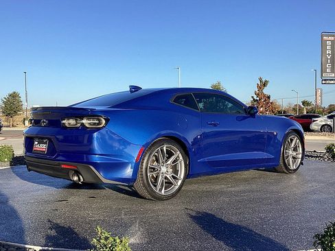 Used 2021 Chevrolet Camaro LT w/ RS Package image 5