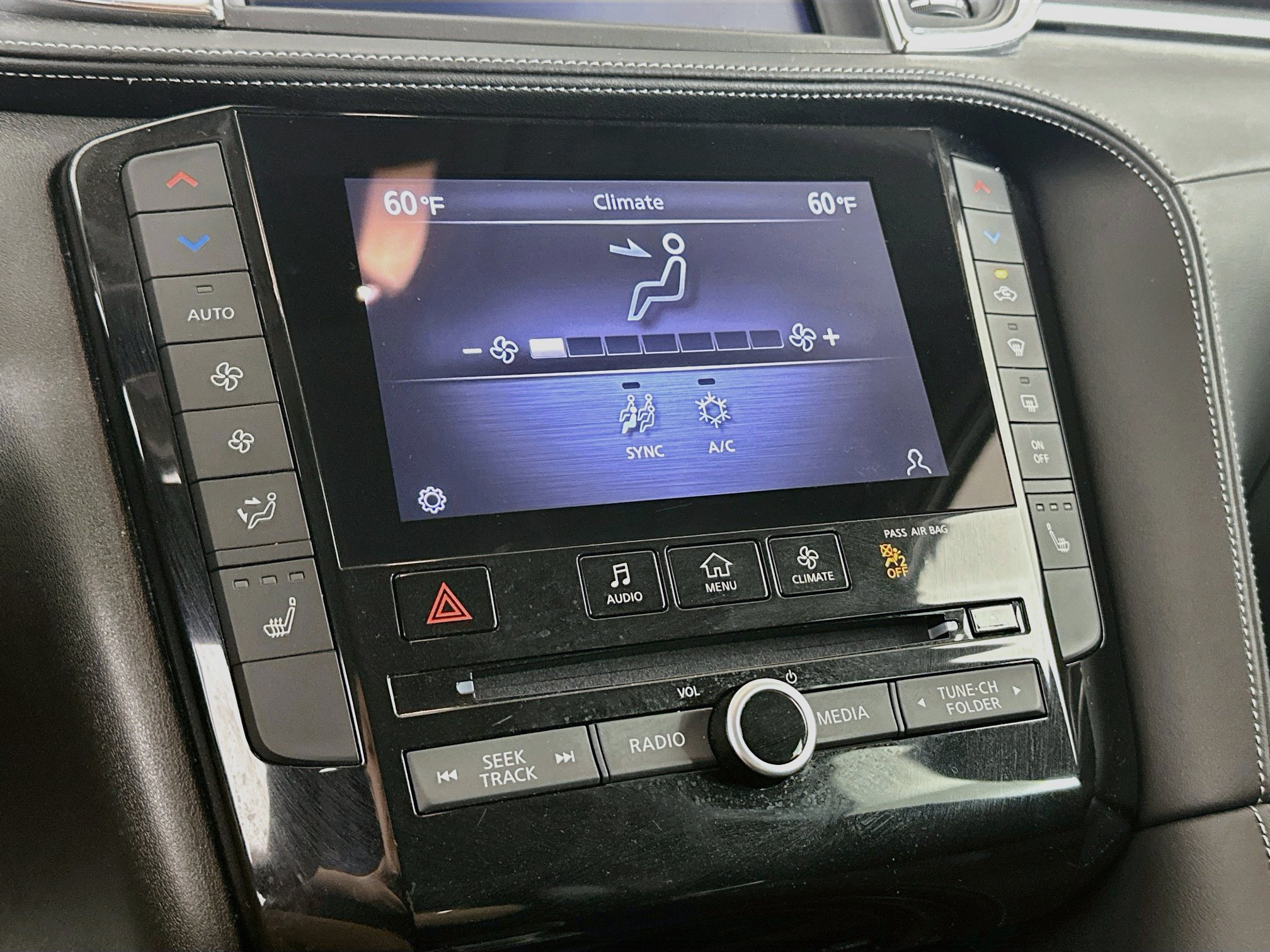 Used 2023 INFINITI QX50 Luxe AWD/4WD image 23